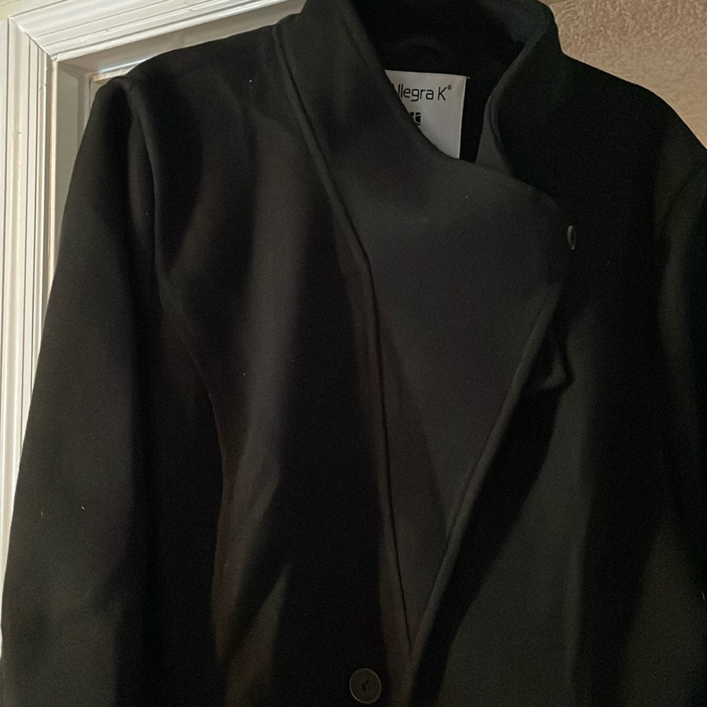 New without tag Allegra K ladies black coat size XXXL. length is 34”.